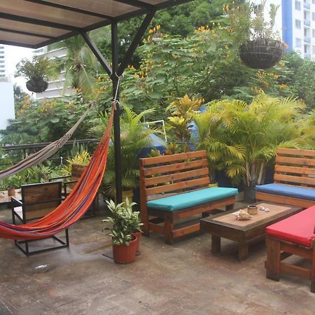 Eden`s Garden Hostel Panama-Stad Buitenkant foto