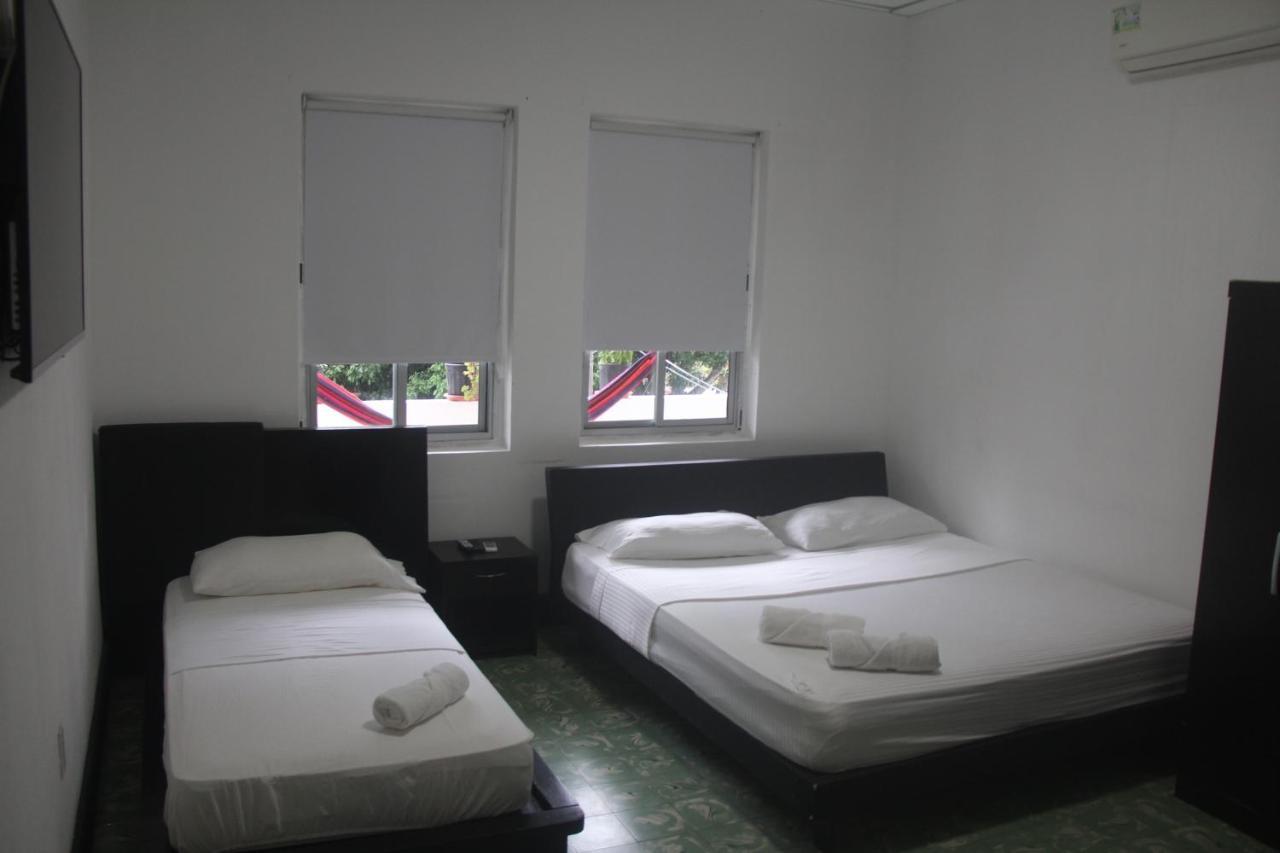 Eden`s Garden Hostel Panama-Stad Buitenkant foto