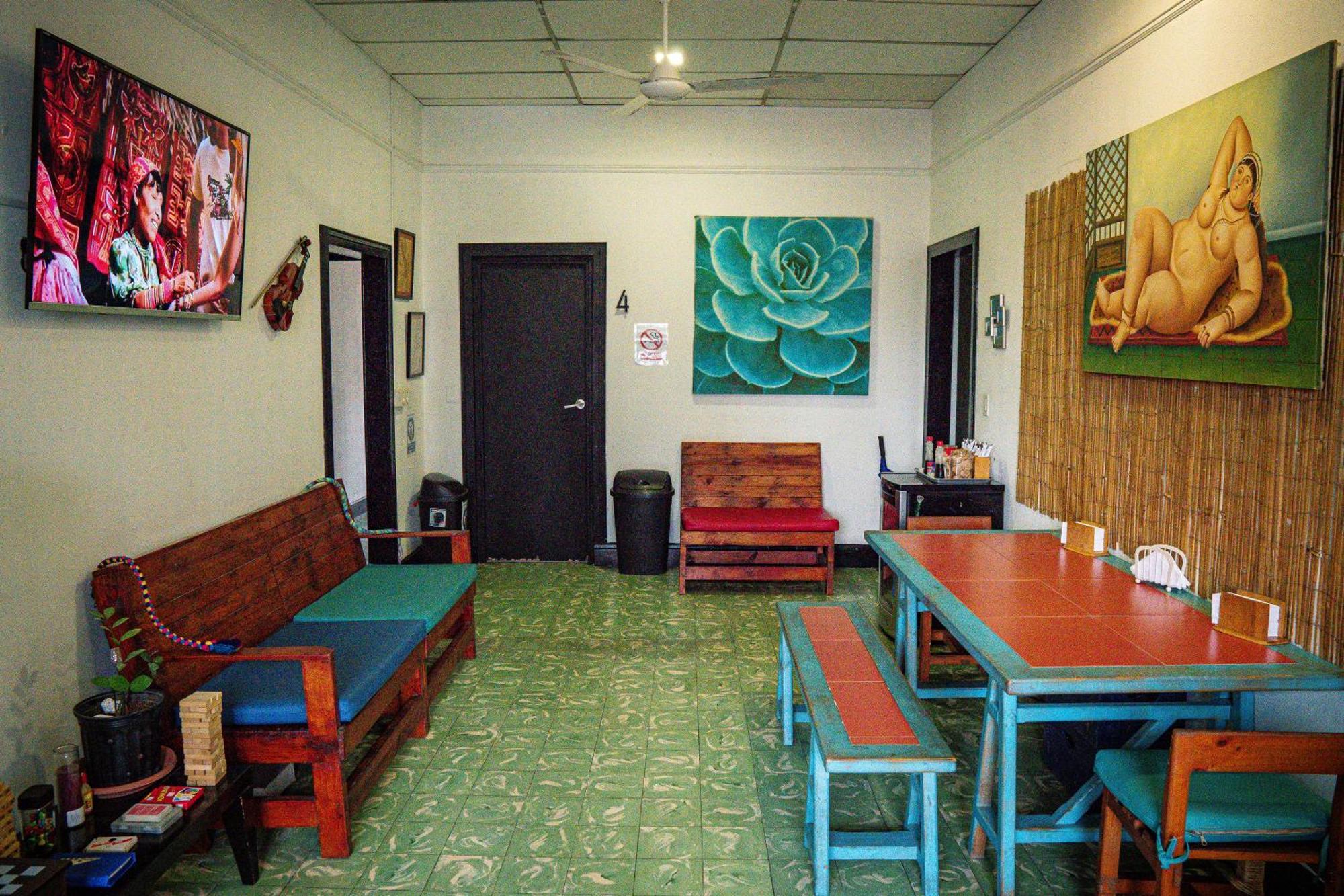 Eden`s Garden Hostel Panama-Stad Buitenkant foto