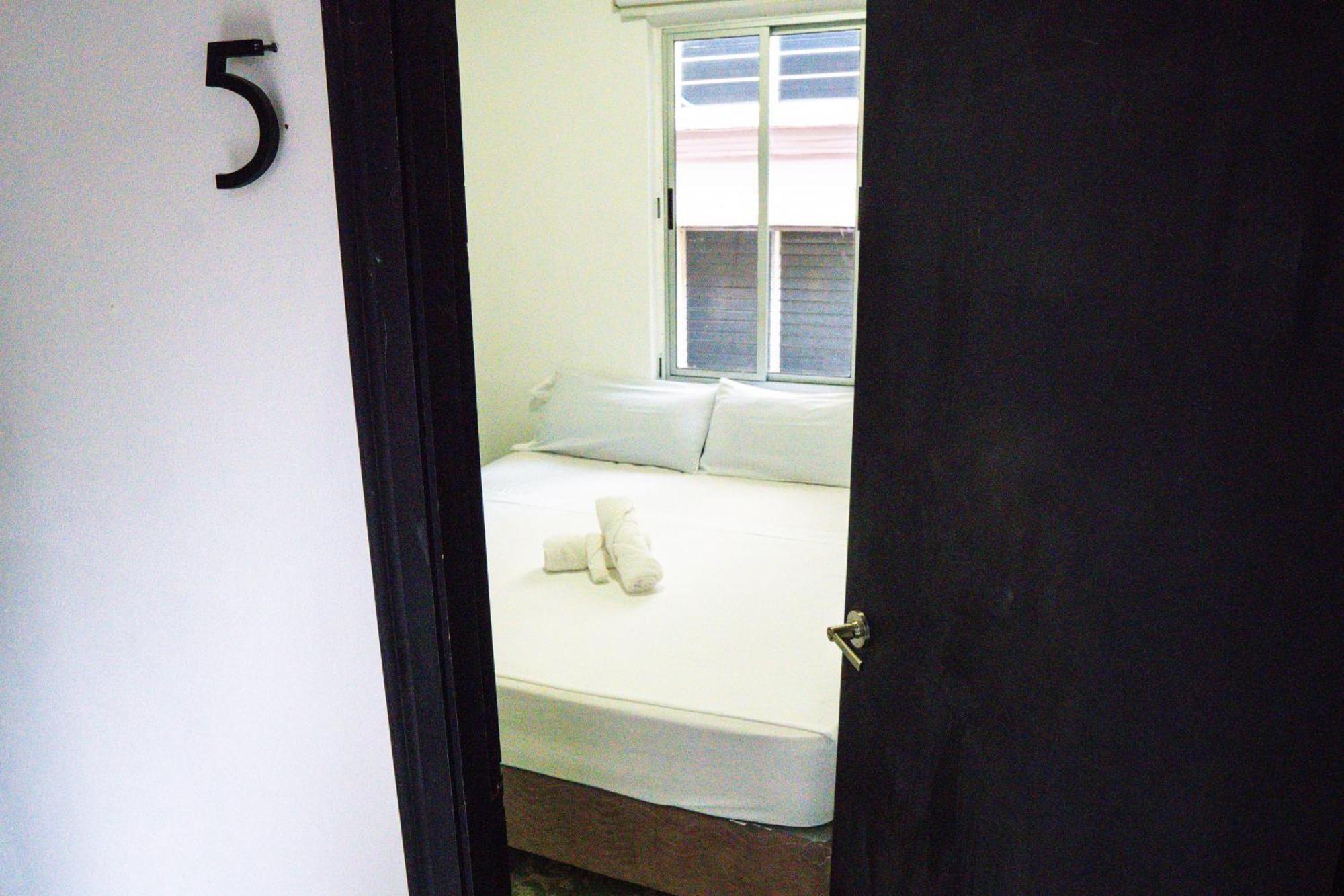 Eden`s Garden Hostel Panama-Stad Buitenkant foto